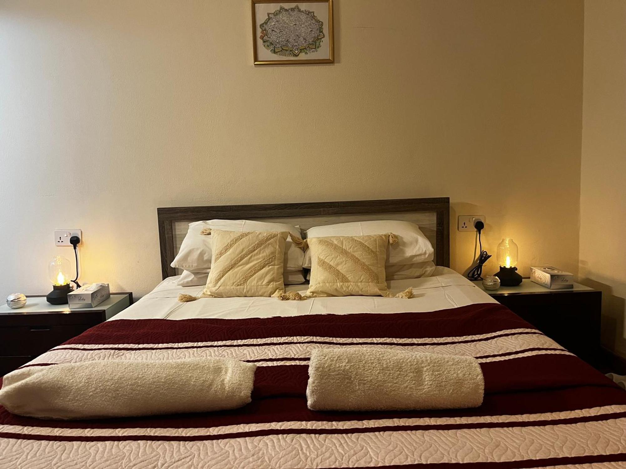 Xanthis Hostel Nicosia City Centre エクステリア 写真