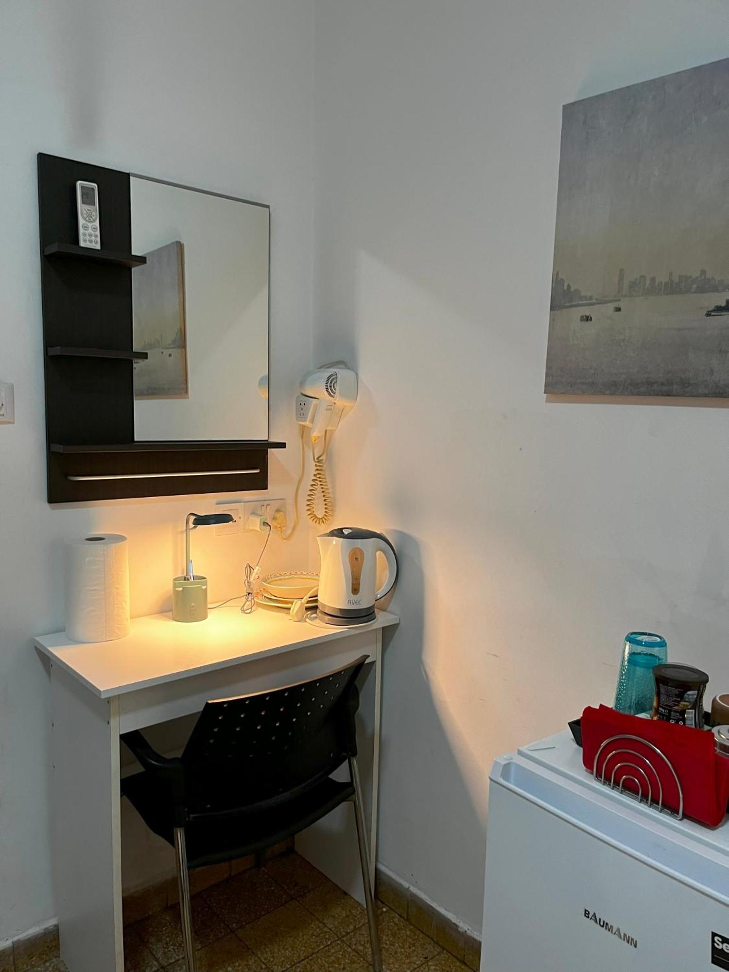 Xanthis Hostel Nicosia City Centre エクステリア 写真